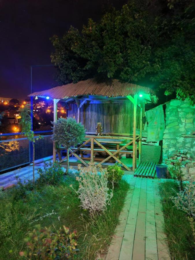 Green Garden - Crimea Tbilisi Eksteriør billede
